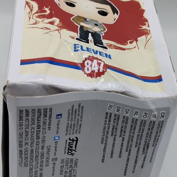Funko POP! Stranger Things Eleven With Teddy Bear #847 Target Exclusive - Picture 6 of 6